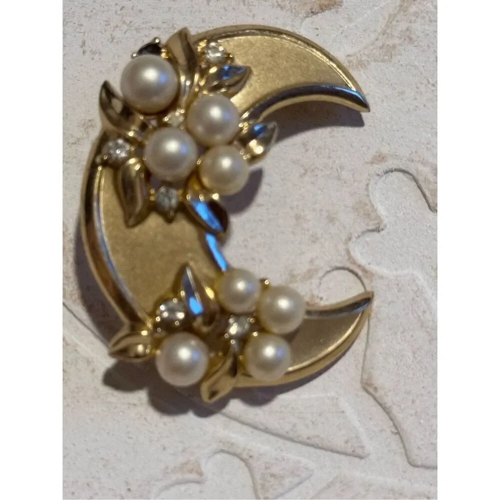 Crown  Trifari Crescent Moon Faux Pearls Brooch, signed